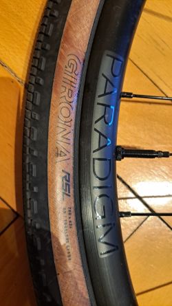 Bontrager hliníková kola z gravela kompletní 