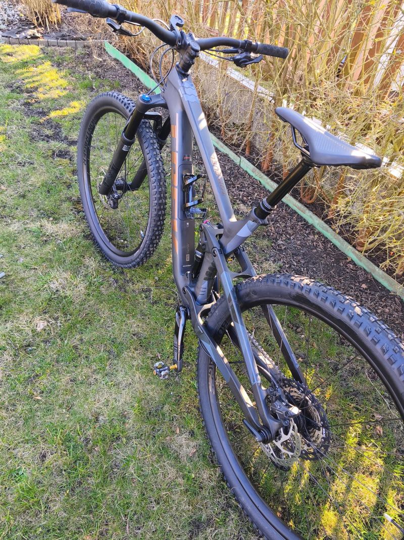 Trek Top Fuel 9.7 Gen 3