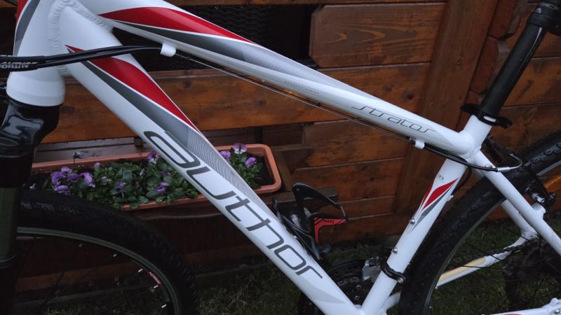 Trekové kolo Author Stratos vel. 28" postava 163-178cm minimálně použité jako NOVÉ.