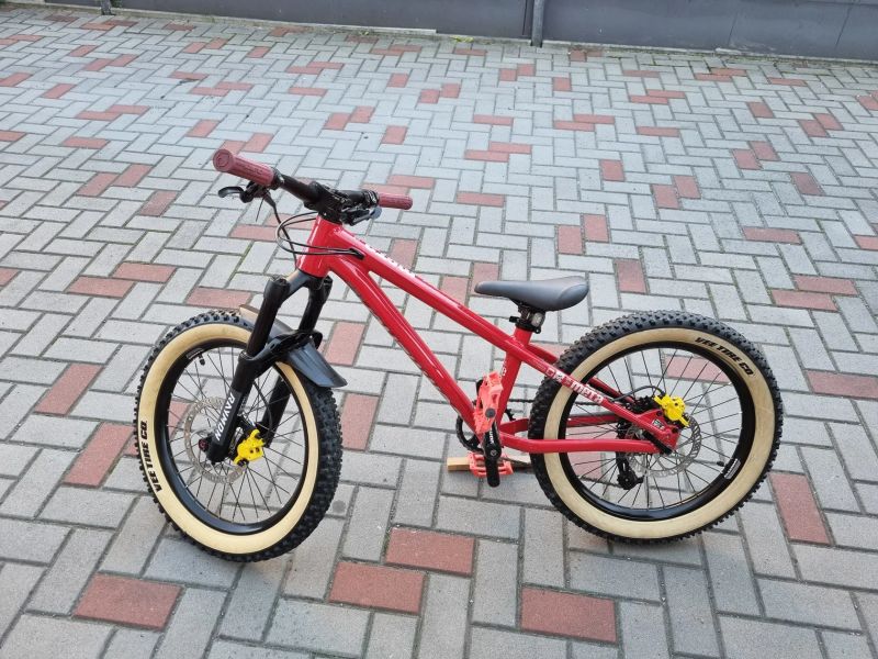 Commencal META