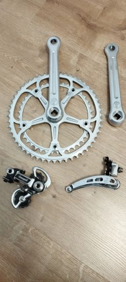 Prodám sadu dílú Campagnolo Super record