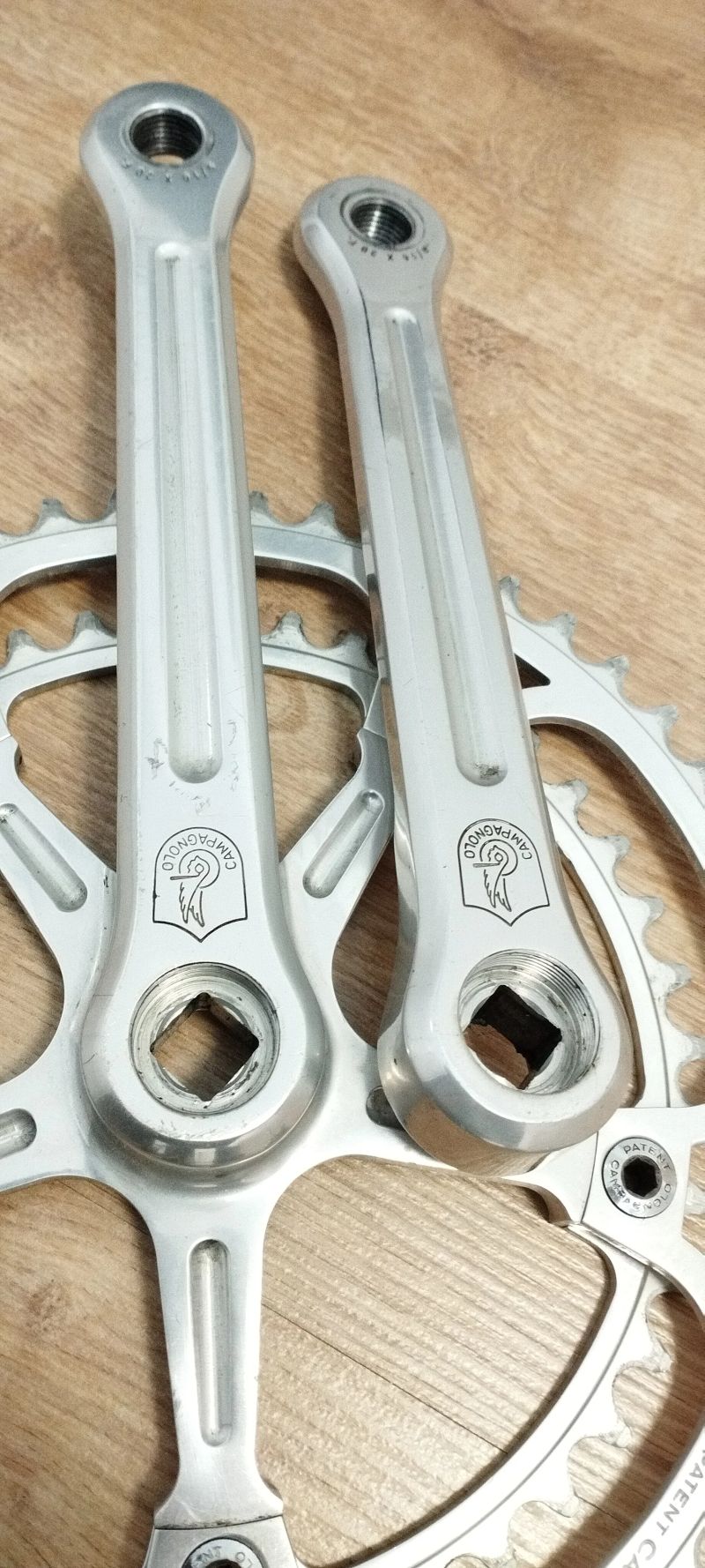 Prodám sadu dílú Campagnolo Super record