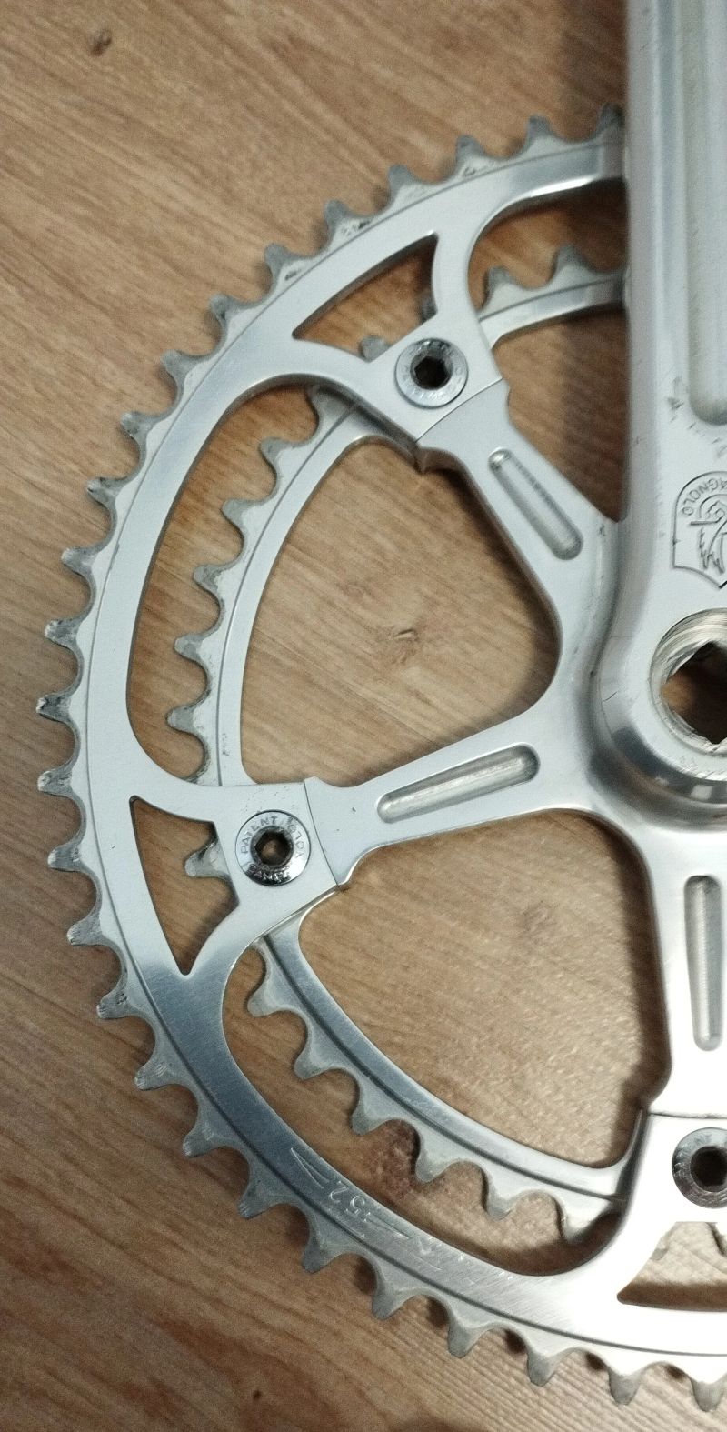 Prodám sadu dílú Campagnolo Super record