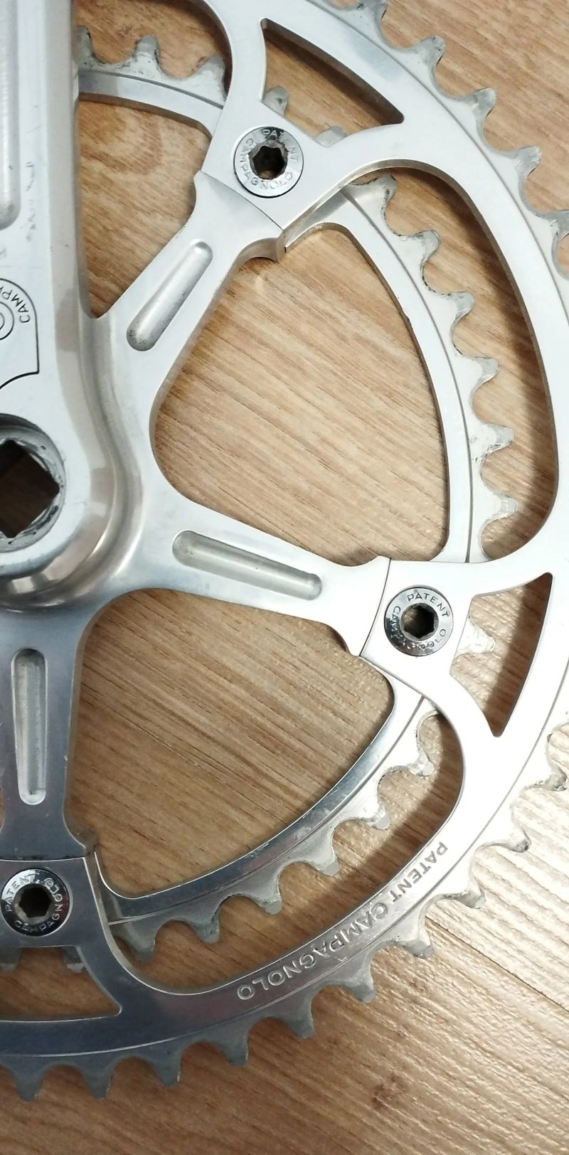 Prodám sadu dílú Campagnolo Super record