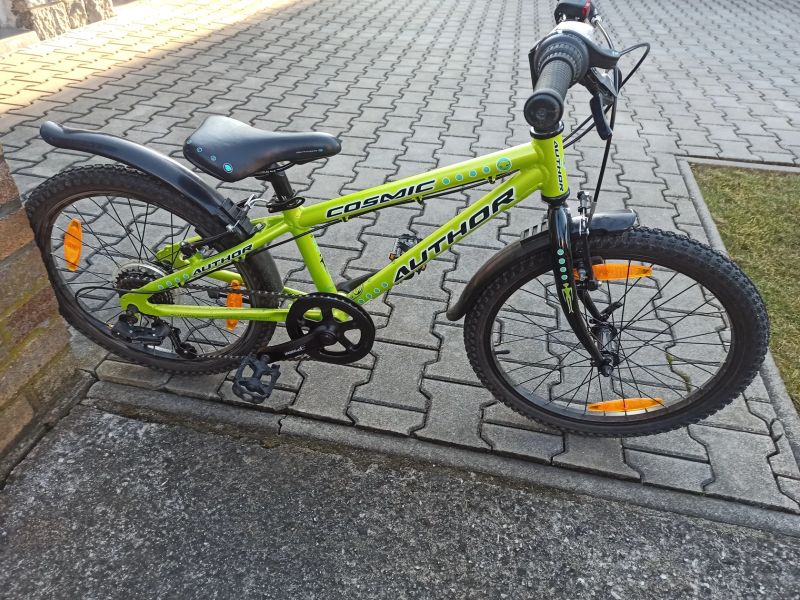 Author Cosmic 20´´