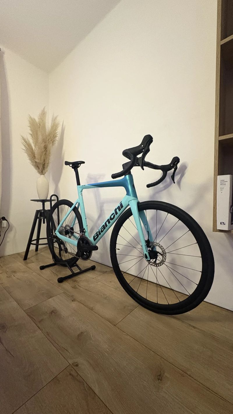 Bianchi OLTRE RACE SHIMANO 105