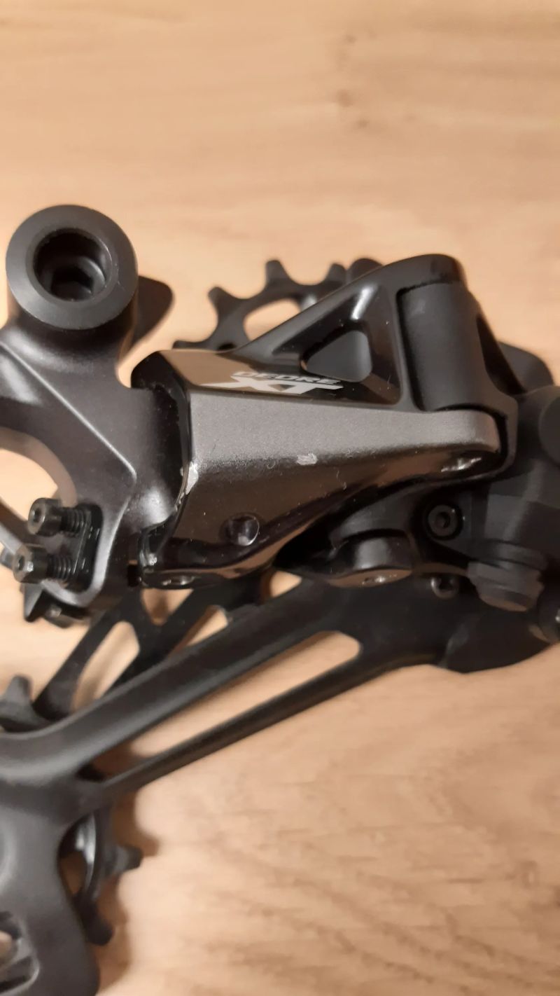 Přehazovačka + řazení shimano XT