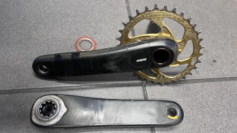 Kliky karbon Sram X1 175 mm boost GXP