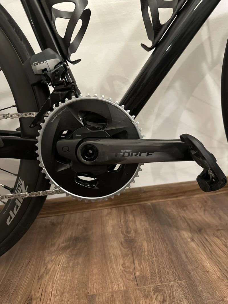 Van Rysel EDR CF Disc | SRAM Force AXS | Zipp 303 S | Quarq Powermete