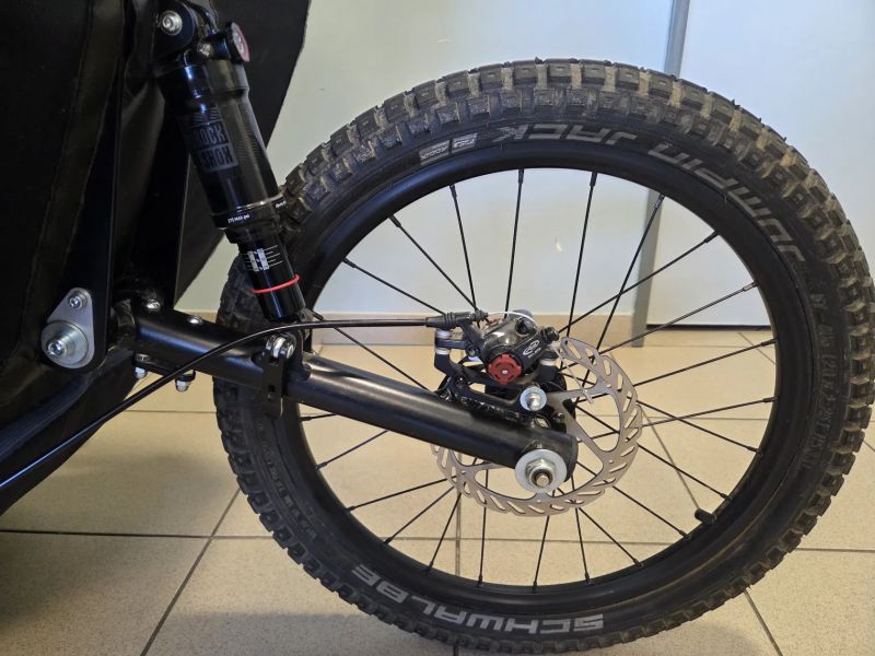 prodám dětský vozík za kolo KOLOFOGO s tlumičem ROCKSHOX