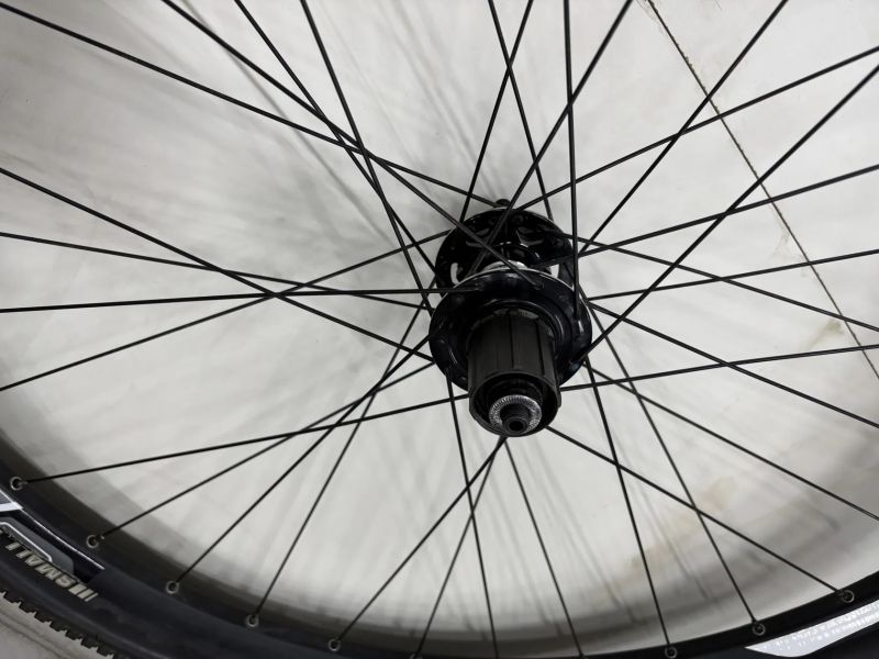 Zapletená kola 29 mtb, plus plášté