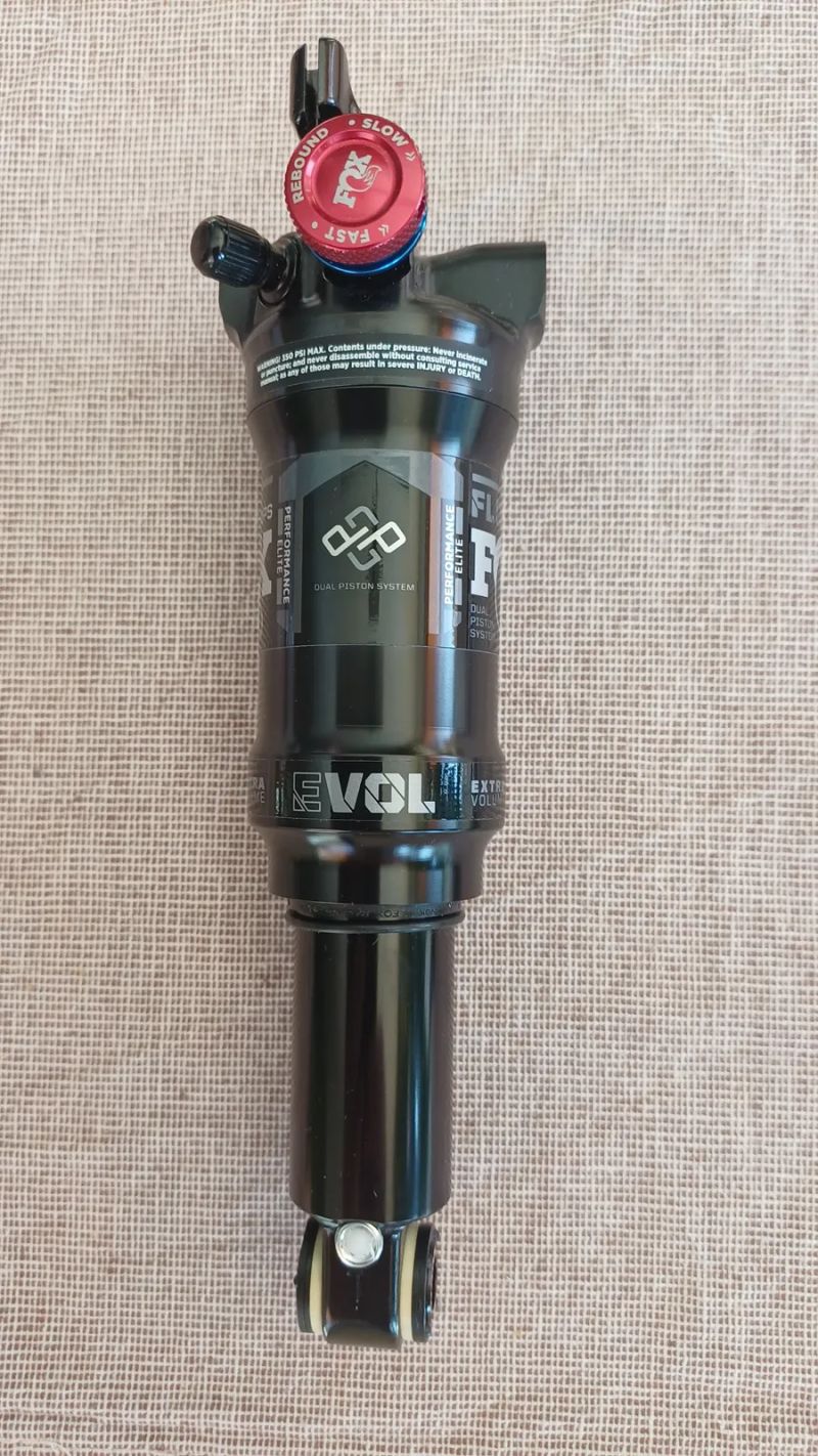 Tlumič Fox FLOAT DPS EVOL TRUNNION 165/45, remote lock 3 pos.