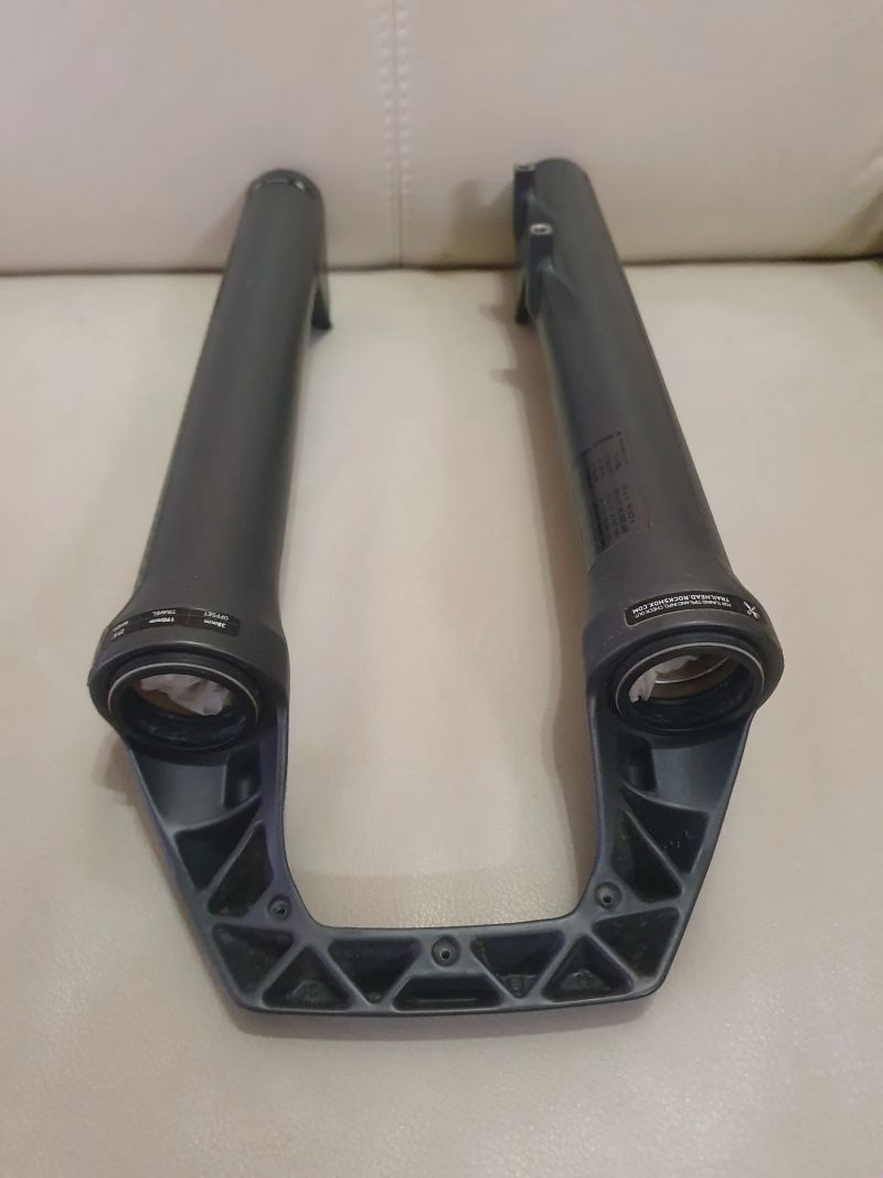 Spodní nohy Rock Shox ZEB 27,5"