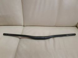 Řídítka OneUp Aluminum Bar, 35 mm průměr, 20 mm rise, 800 mm šířka