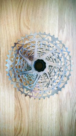 Kazeta SRAM XG-1251 D1 - 12speed XDR ořech 