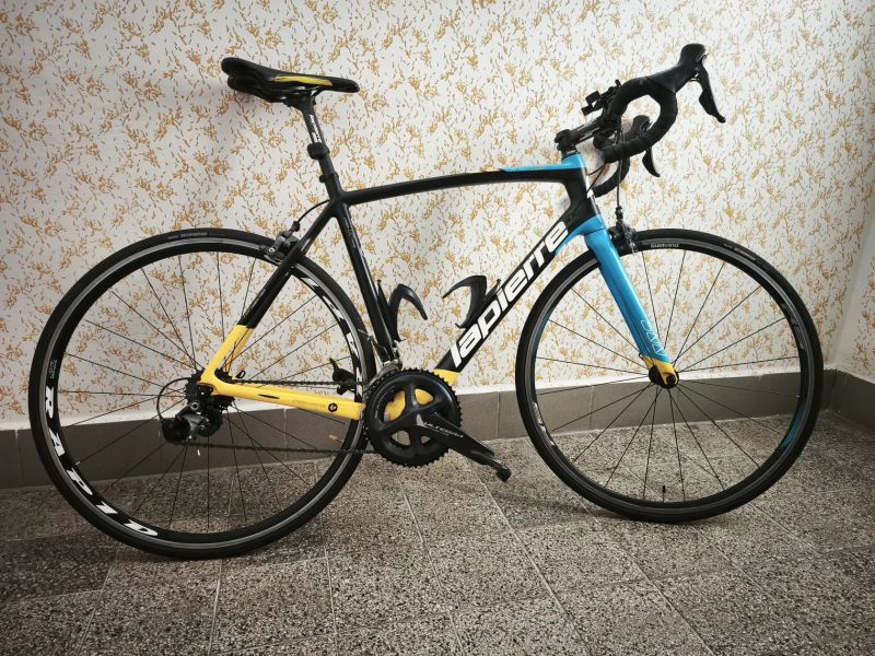 Karbonová silnička Lapierre