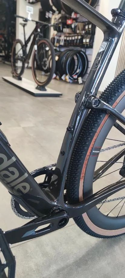 Prodám NOVÉ gravelové kolo zn. Cannondale Topstone Carbon 1 AXS (Black) vel. 54 cm 