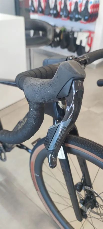 Prodám NOVÉ gravelové kolo zn. Cannondale Topstone Carbon 1 AXS (Black) vel. 54 cm 