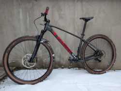 TREK Marlin 5 Gen 3 (2024) - Vlastní vylepšení (Magura, RockShox, Schwalbe,...)
