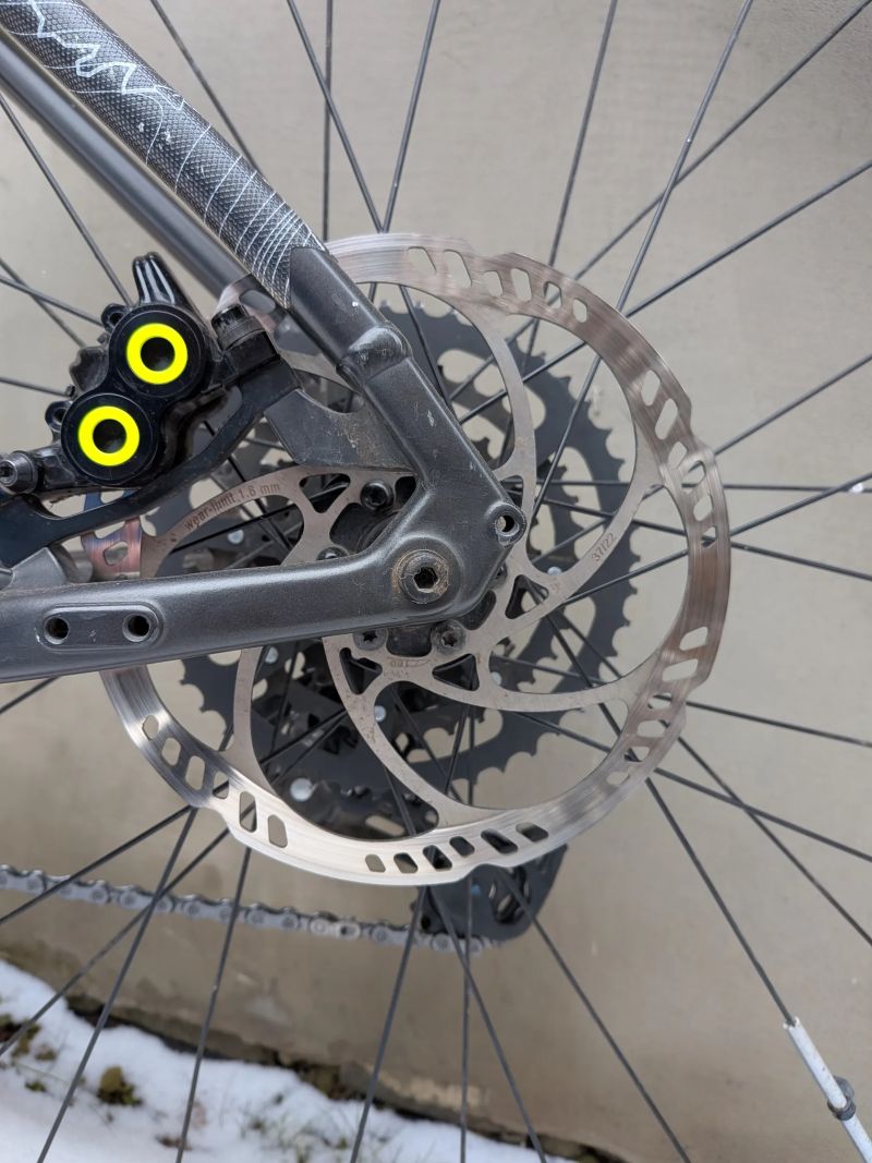 TREK Marlin 5 Gen 3 (2024) - Vlastní vylepšení (Magura, RockShox, Schwalbe,...)