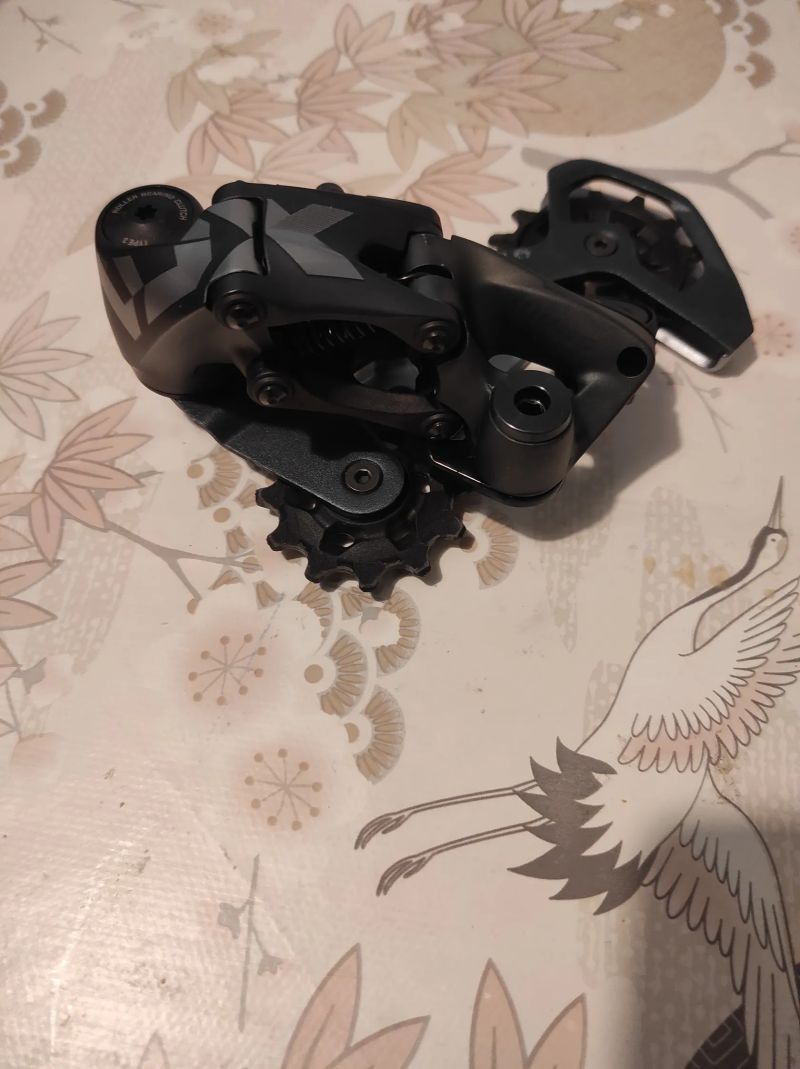 Prodám přehazovačku a řazení sram x01 lunar EAGLE 12 s