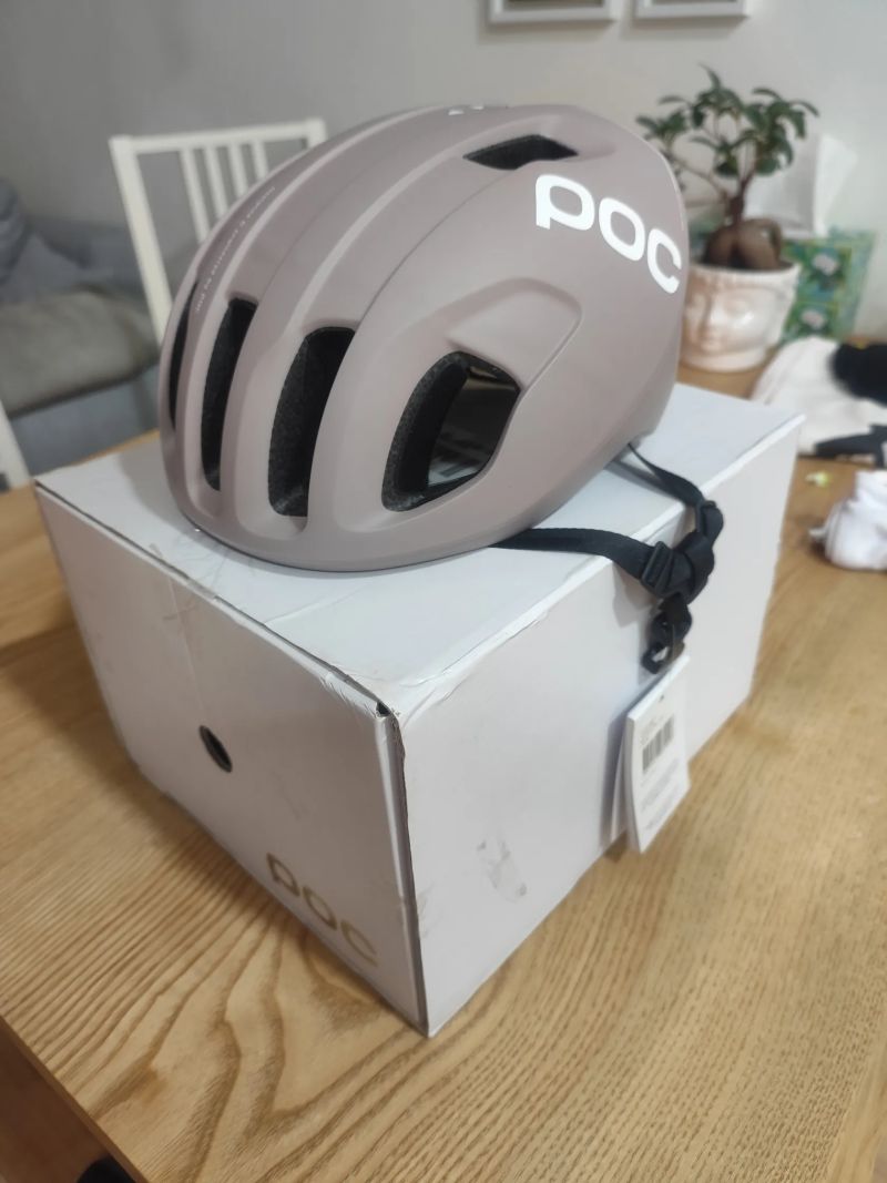 Poc Ventral Spin ve velikosti S. 