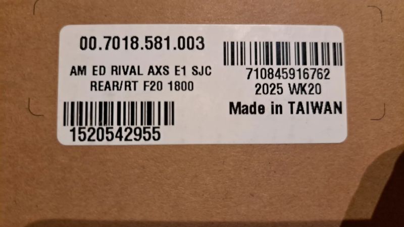 Pravá řadicí páka + třmen Sram Rival AXS E1