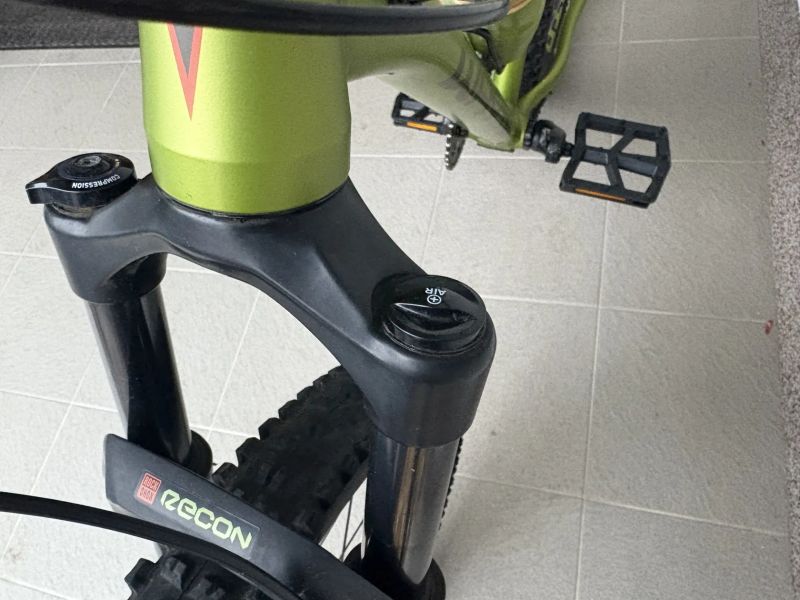 Trail bike WHYTE 27,5“ vel. S, 2022, 120mm SoloAir, Sram NX, Shimano brzdy, teleskopka 150mm