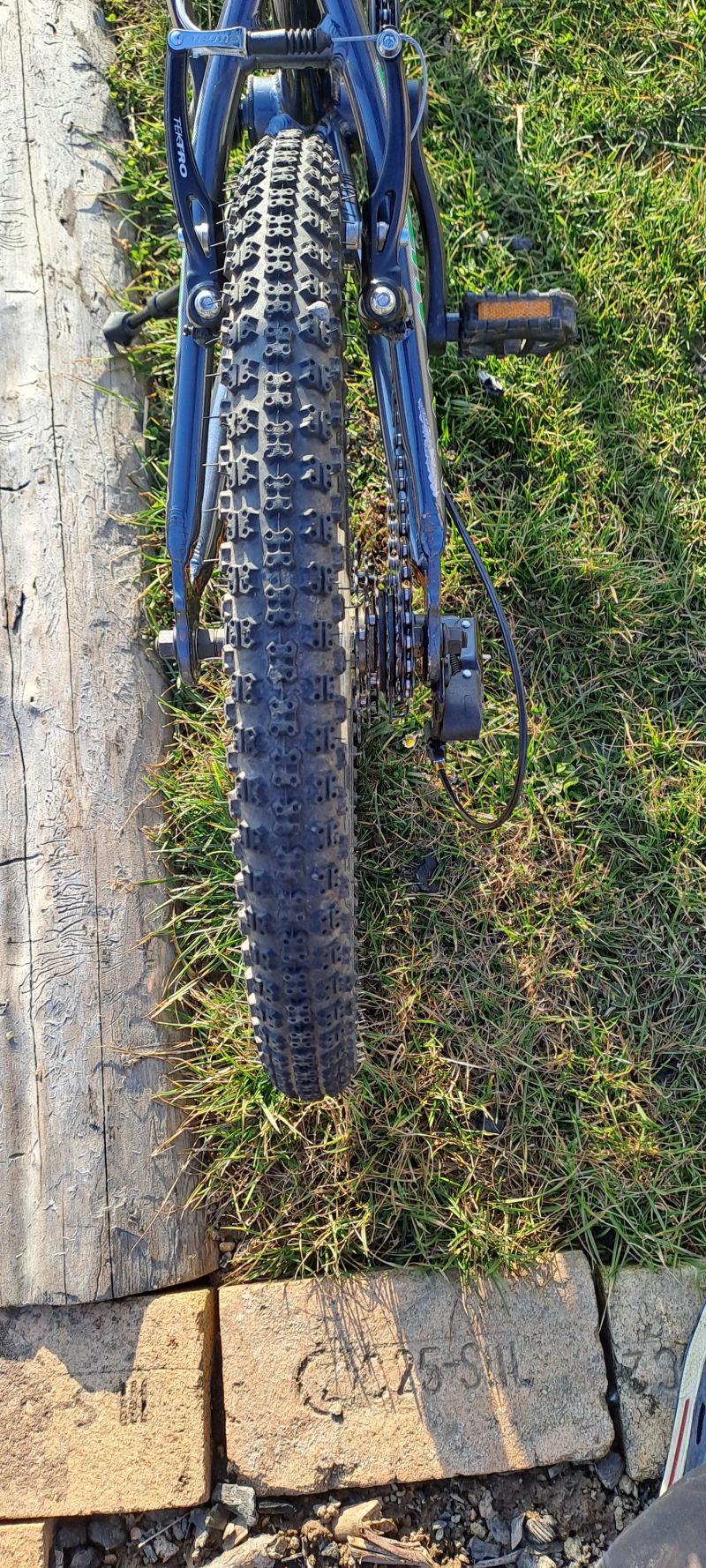 Author Cosmic 20" - PĚKNÉ