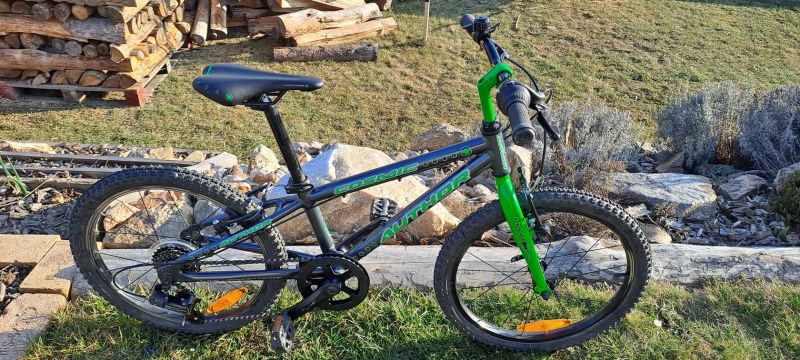 Author Cosmic 20" - PĚKNÉ