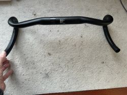 řidítka Sixpack Gravel 440mm