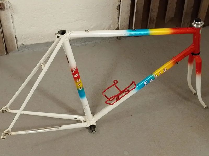 Švýcarský rám Febru 