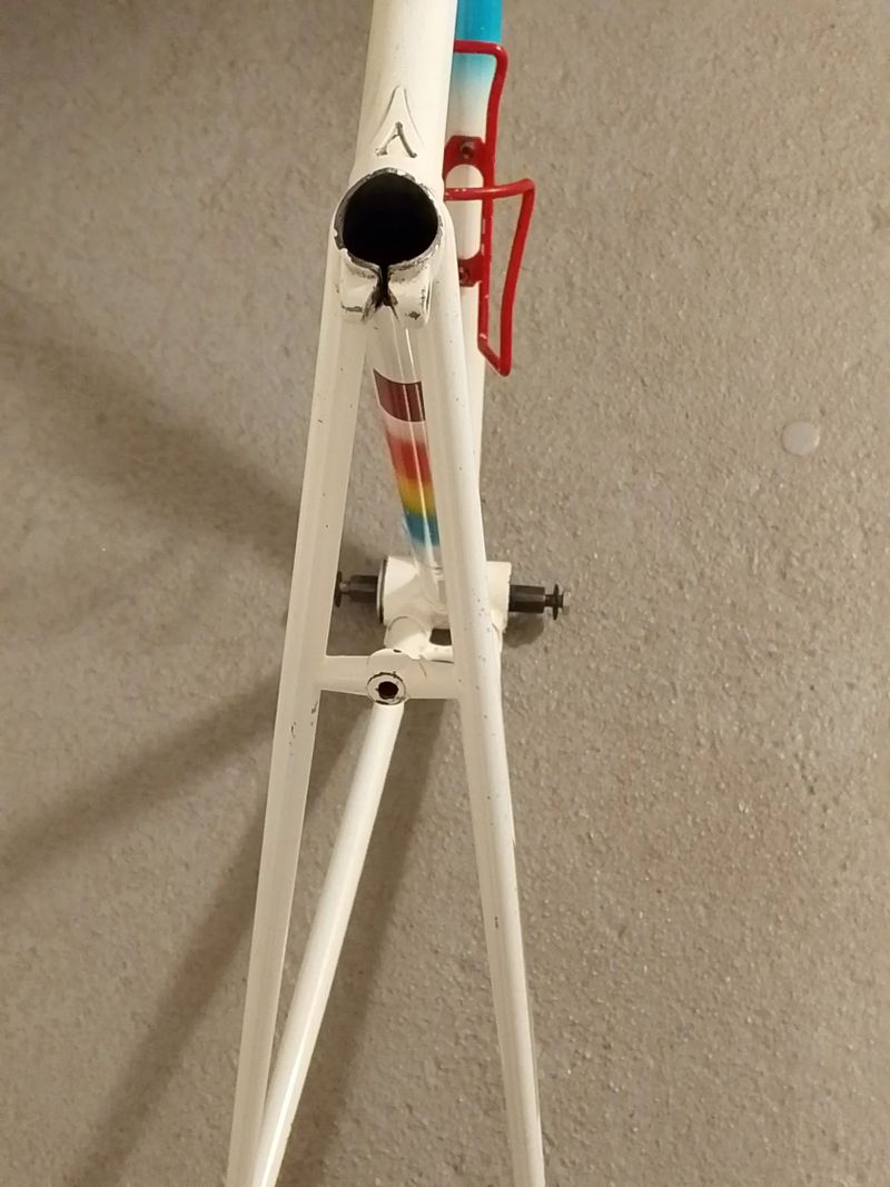 Švýcarský rám Febru 