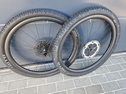 Karbonova kola Nextie + DT 240