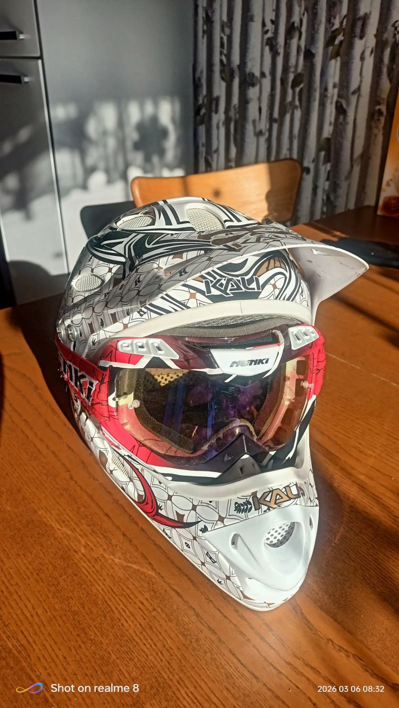 Dětská integrální přilba 