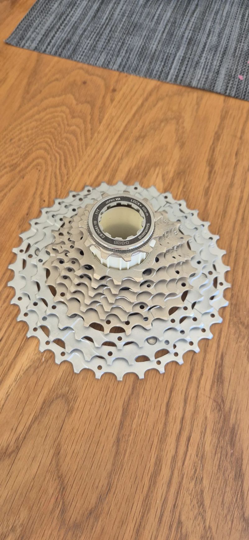 Kazeta Shimano CS-HG81-10