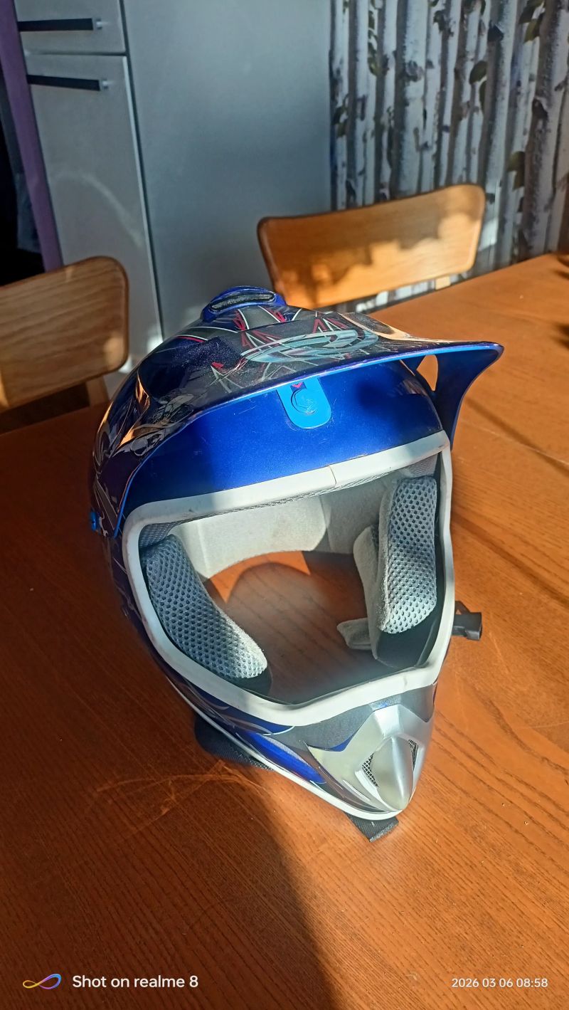 Integrální přilba 