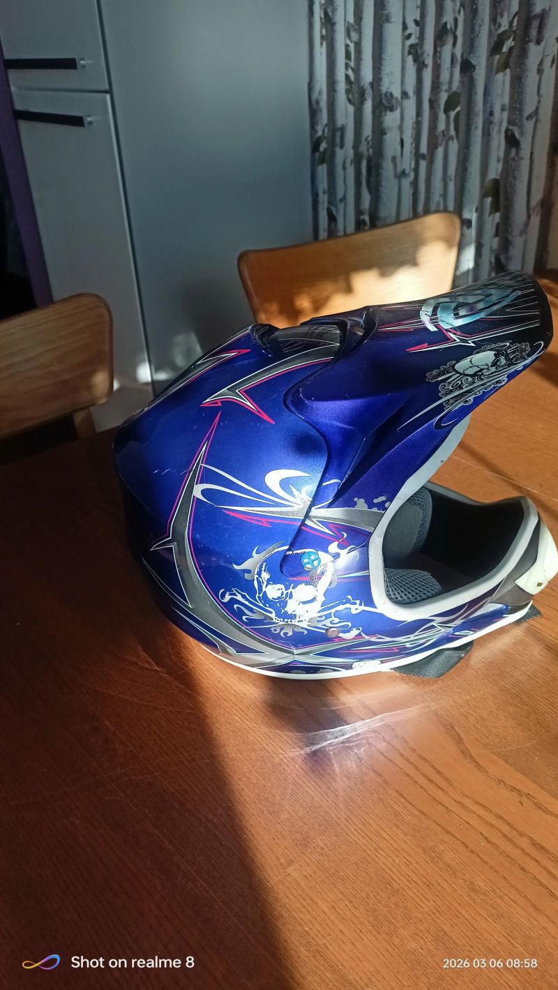 Integrální přilba 