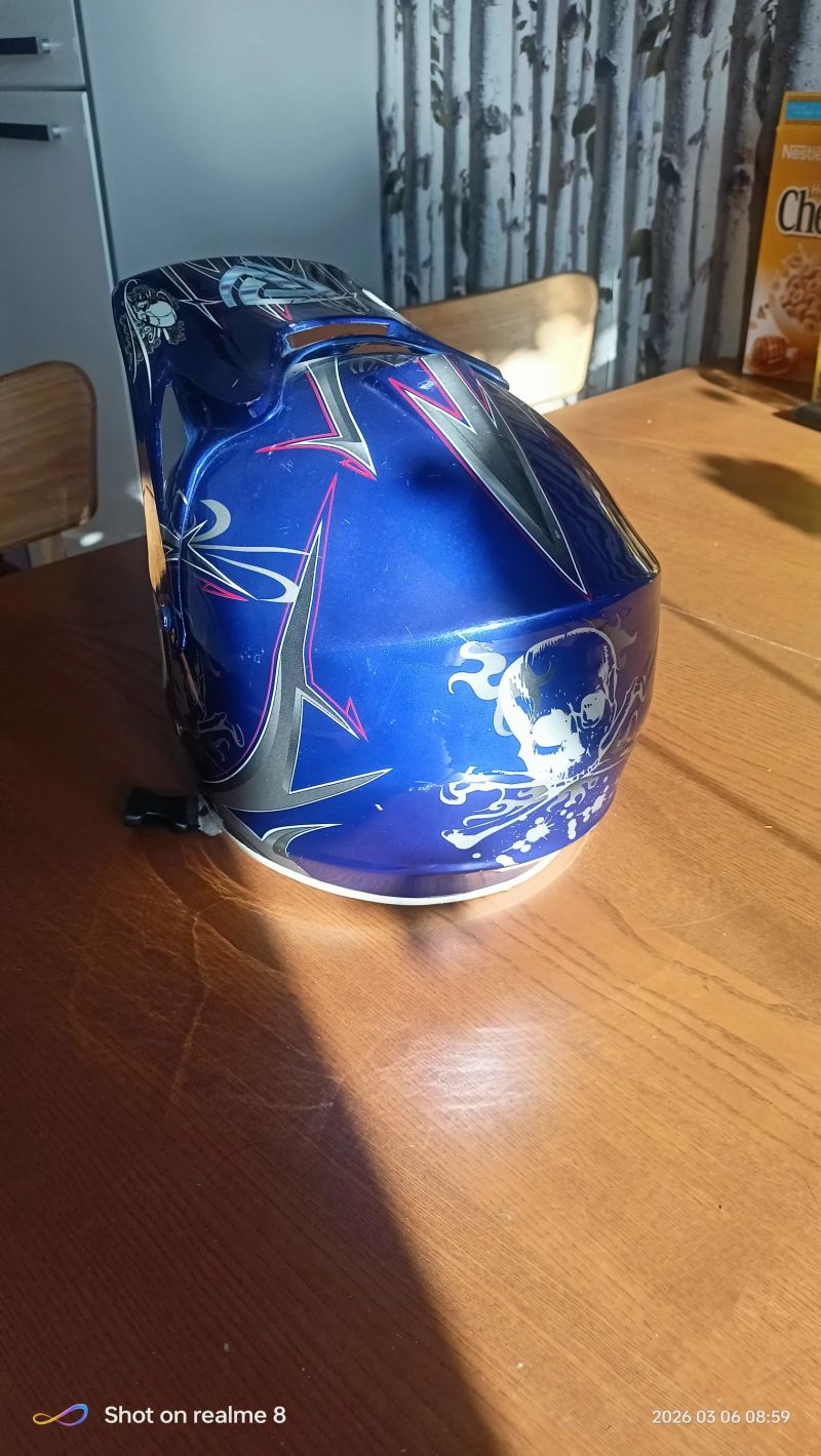 Integrální přilba 