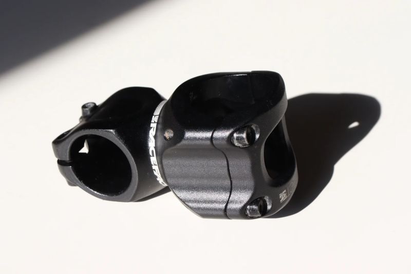 RaceFace Aeffect představec