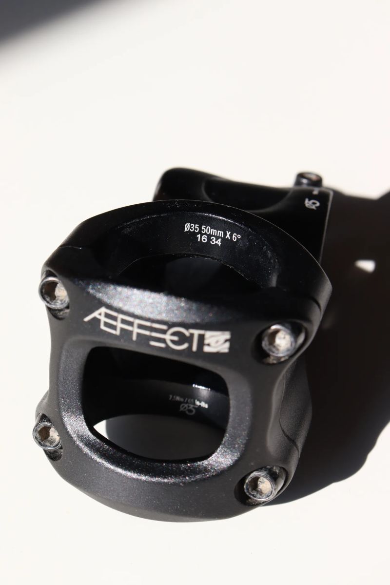 RaceFace Aeffect představec