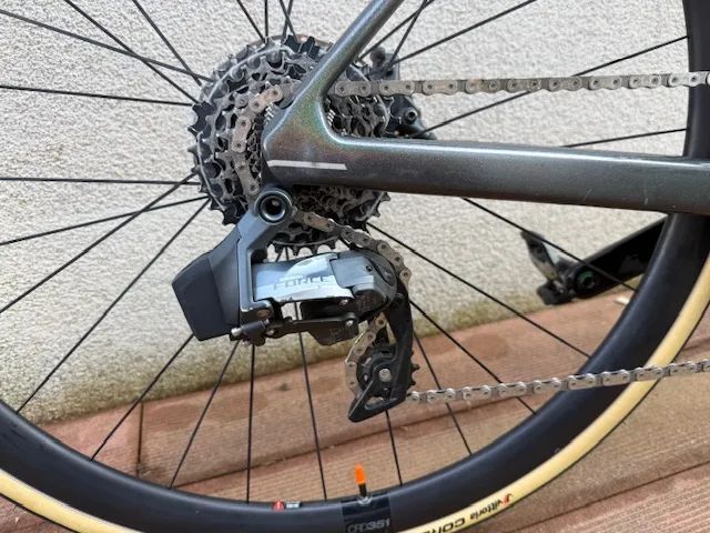 BMC Teammachine SLR One – velikost 54 – karbon / SRAM Force AXS / powermeter