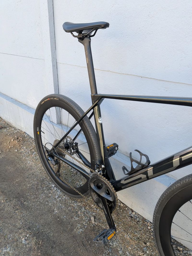 Superior X-ROAD Team Comp (vel. L) – Karbonová kola CSC – V ZÁRUCE