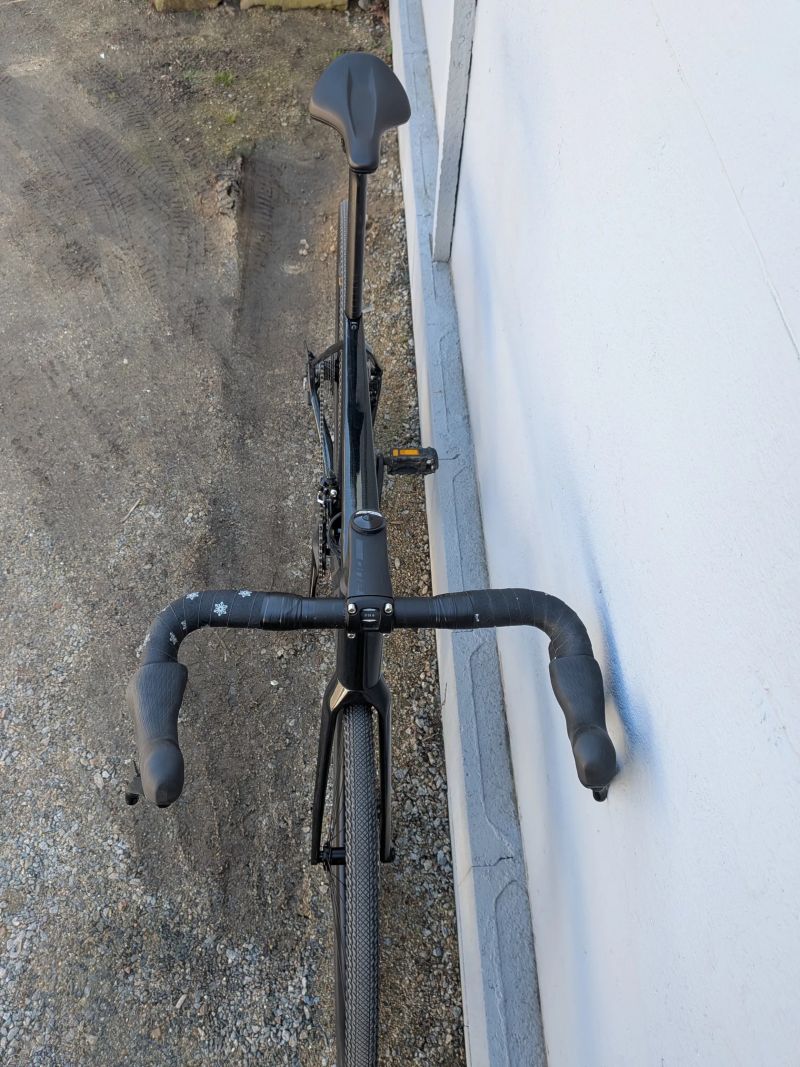 Superior X-ROAD Team Comp (vel. L) – Karbonová kola CSC – V ZÁRUCE