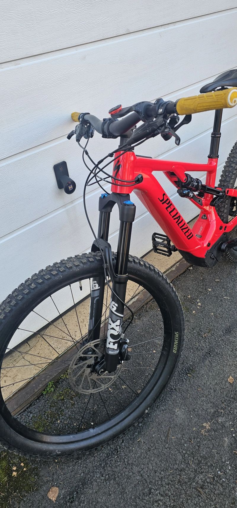 Specialized Turbo Levo Comp 2022 pouze 900km a18.cyklů baterie velikost S3 165-180cm