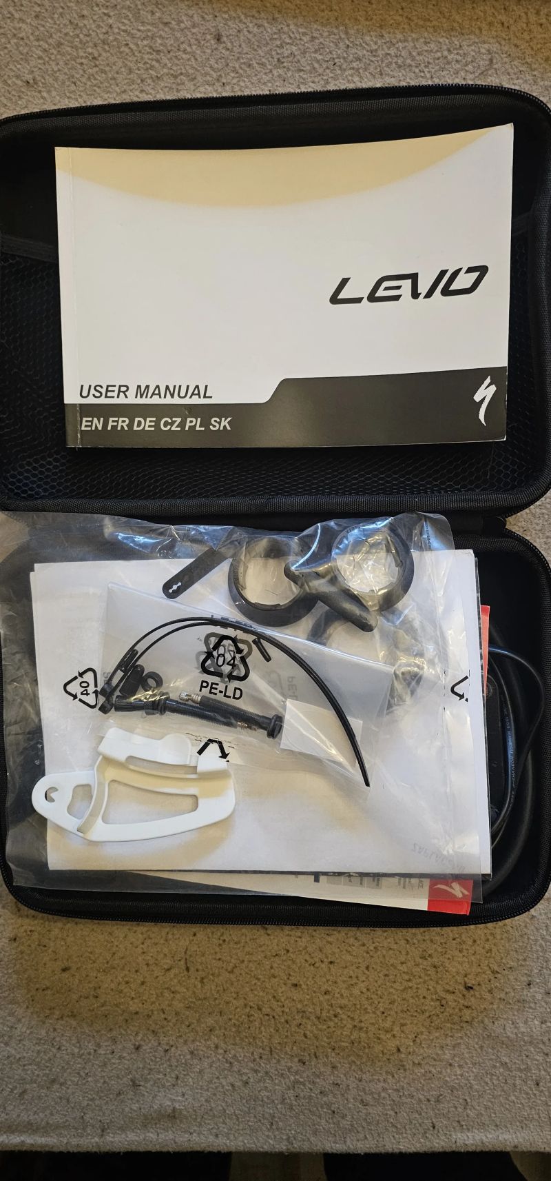 Specialized Turbo Levo Comp 2022 pouze 900km a18.cyklů baterie velikost S3 165-180cm