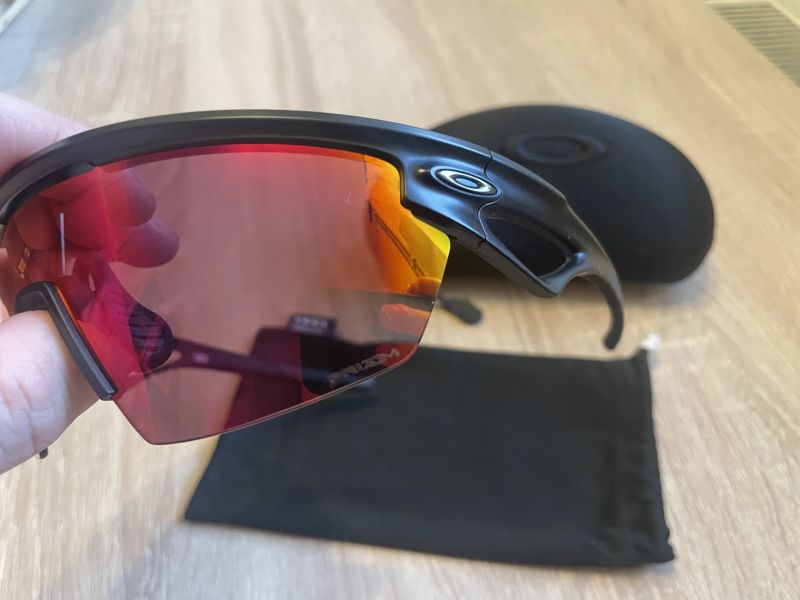Oakley Sutro/Sphaera/Flak/Encoder/Radarlock