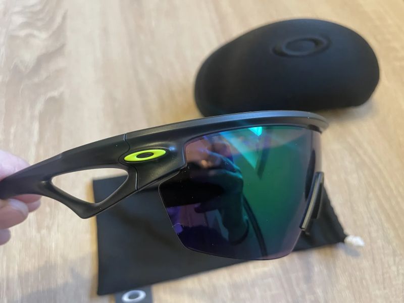 Oakley Sutro/Sphaera/Flak/Encoder/Radarlock