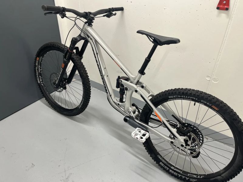 Prodám Transition Patrol 2021 Alloy