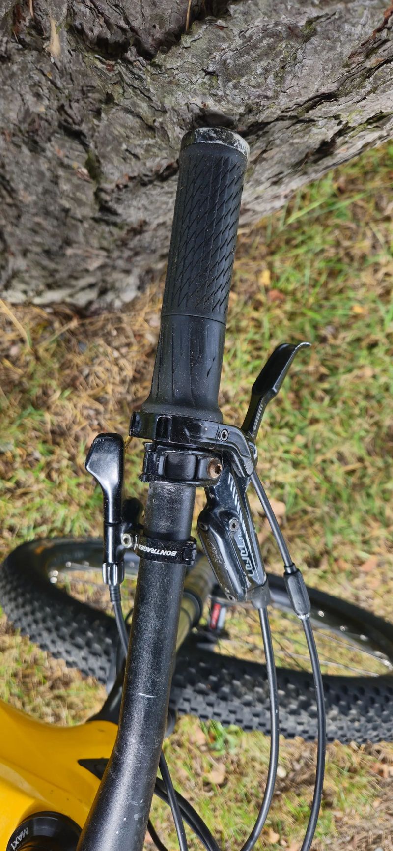 Prodám Ghost SLAMR X9 LC 2017, vel. M, 27,5" – karbon